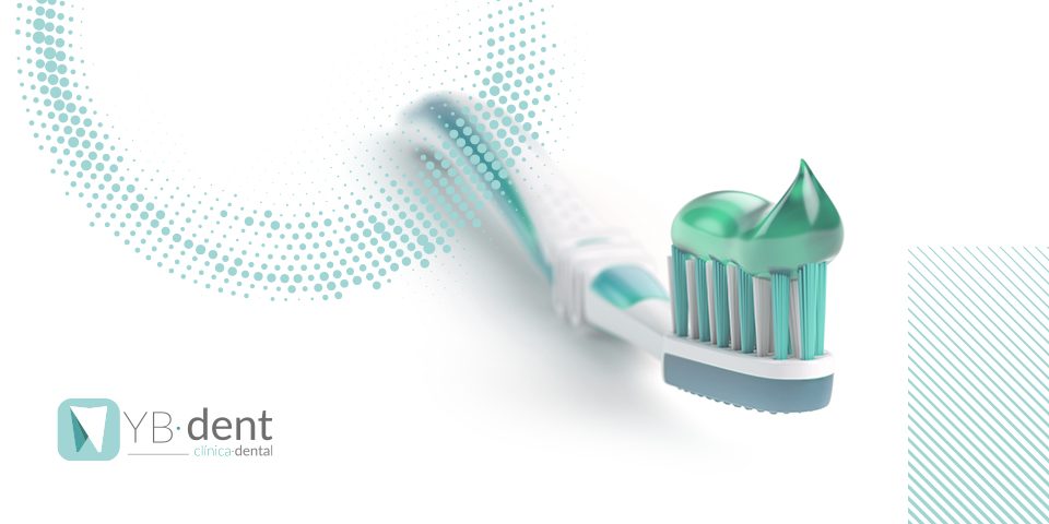 Cómo cepillarse los dientes paso a paso